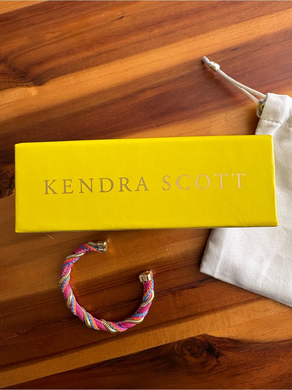 Kendra Scott Multicolor Woven Cord Twisted Rope Cuff Bracelet Gold Tone Box Dust - Picture 8 of 12